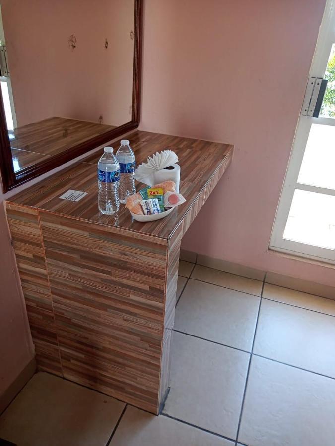 Hotel Casa Juanita Puerto Escondido  Dış mekan fotoğraf
