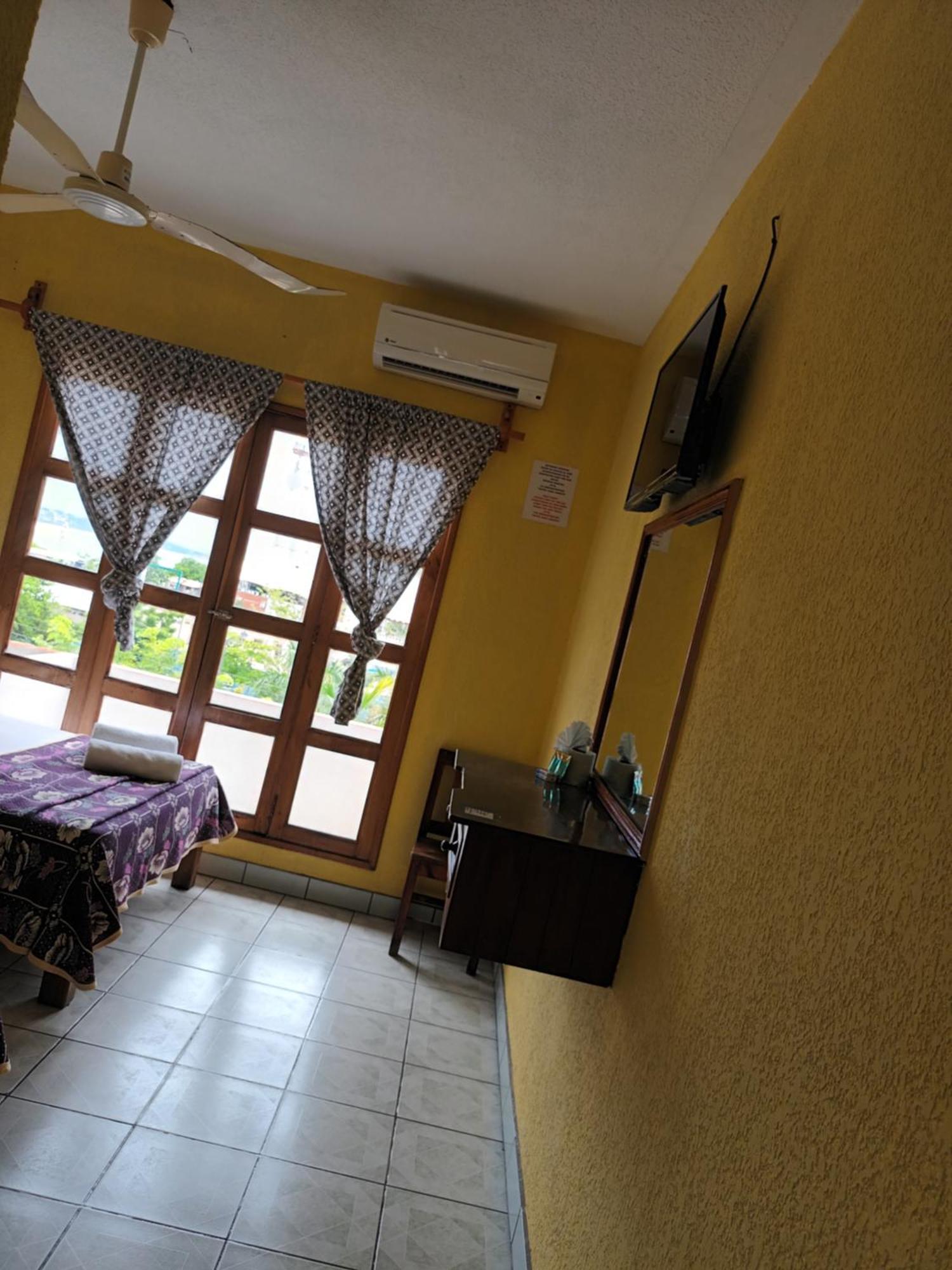 Hotel Casa Juanita Puerto Escondido  Dış mekan fotoğraf